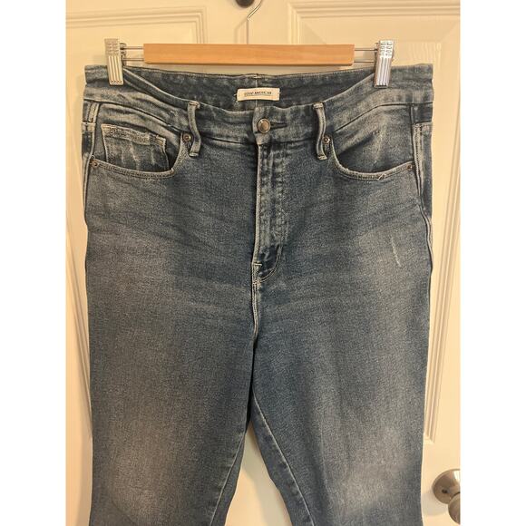 Good American Good Curve Raw Split Hem Jeans Size 12/31 - Picture 3 of 7